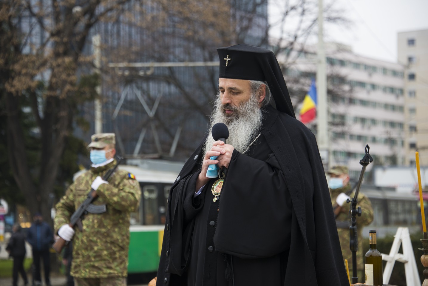 IPS Mitropolit Teofan: „E necesară încercarea noastră de a înțelege dorul și așteptarea celor care s-au jertfit în Decembrie 1989”