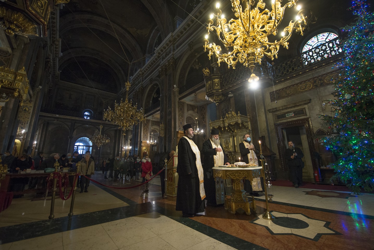 IPS Mitropolit Teofan: „E necesară încercarea noastră de a înțelege dorul și așteptarea celor care s-au jertfit în Decembrie 1989”