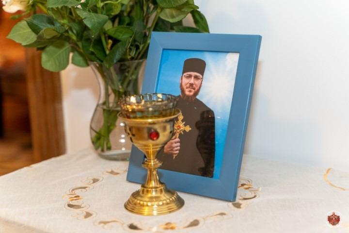 Locuința familiei Bărăscu, sfinţită de IPS Ioachim