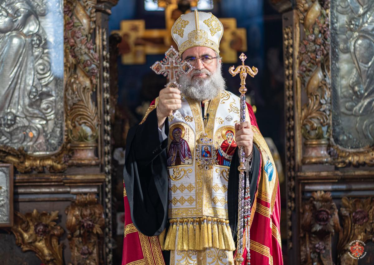 Liturghie arhierească la Catedrala Arhiepiscopală din Roman