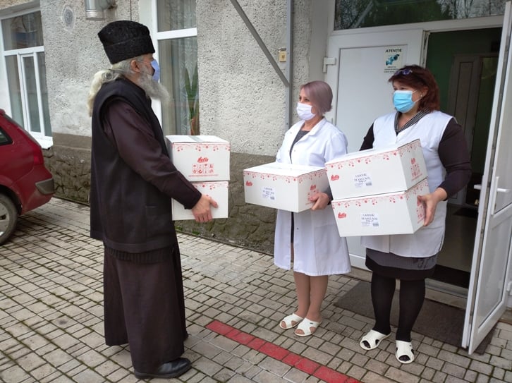 Daruri din partea Episcopiei de Bălţi pentru o sută de copii