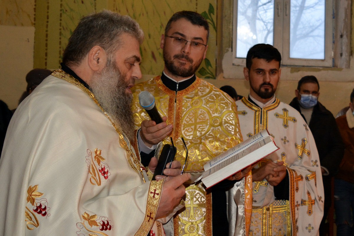 Un nou paroh pentru Parohia Măşcăteni-Albești, Protopopiatul Botoșani