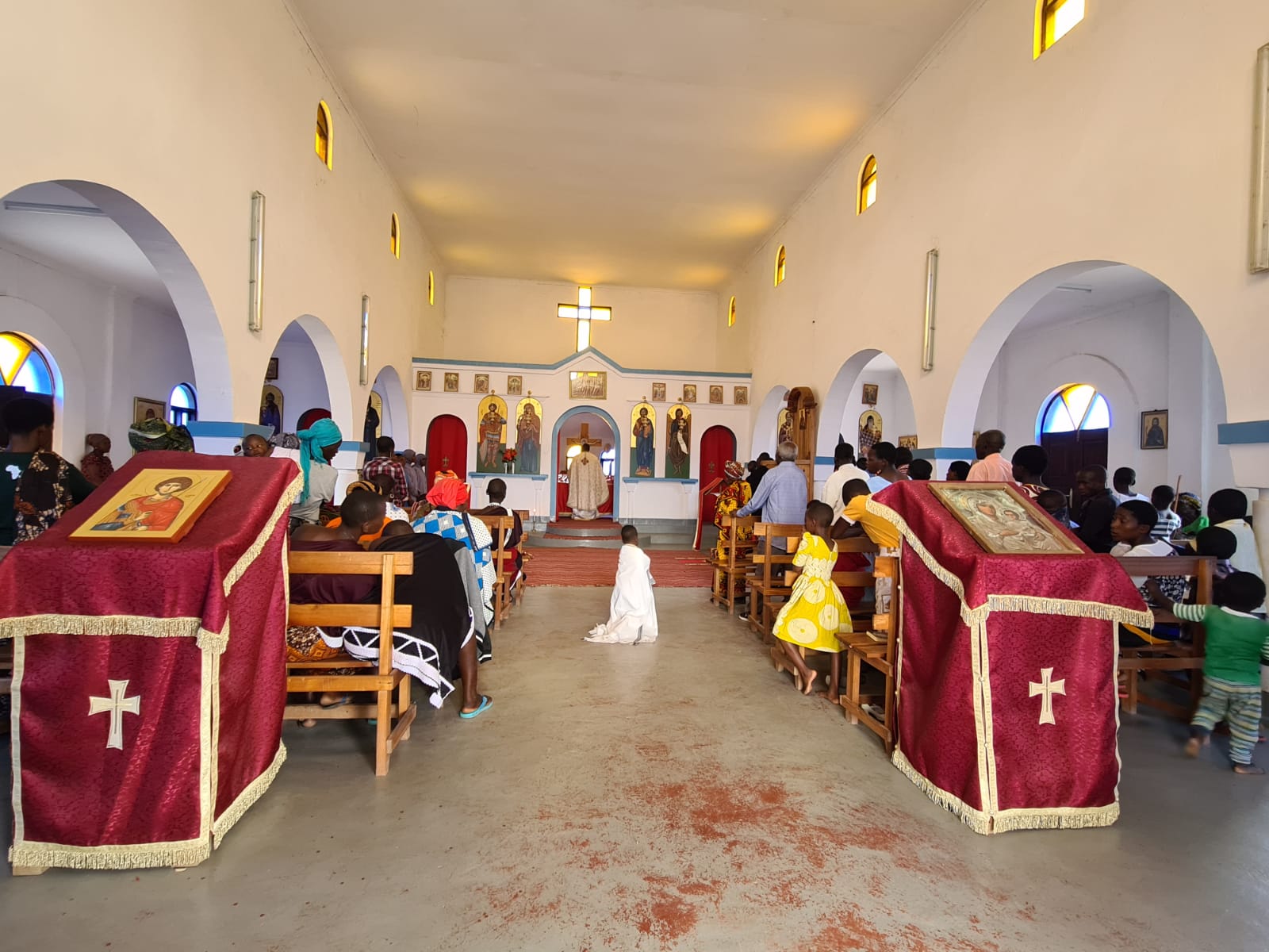 Comunitate și comuniune – bucuria întâlnirii în biserica satului Kidamali