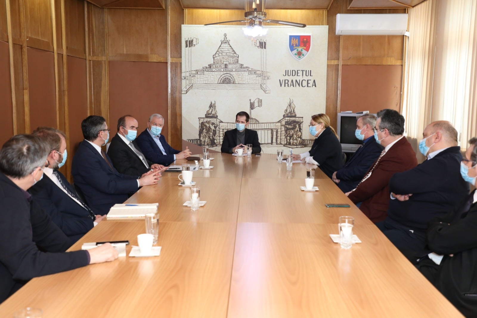 Vizită oficială la Consiliul Județean Vrancea a conducerii UAIC, în vederea înființării unei extensiuni la Focșani