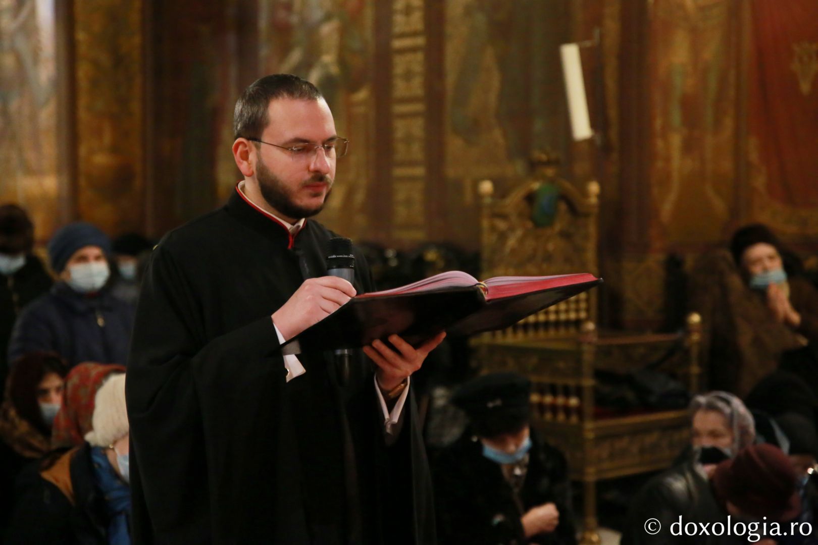 Mănăstirea închinată Sfinților Trei Ierarhi și-a celebrat astăzi hramul