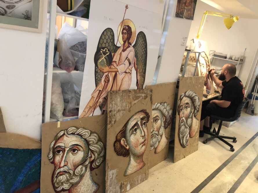 Mozaicul Catedralei Naționale apropie românii de Dumnezeu și îi unește între ei