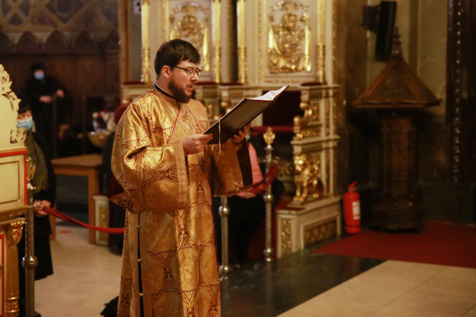 foto: Flavius Popa Slujbă arhierească la Catedrala Mitropolitană din Iași: „Dumnezeu ne oferă harul Său”