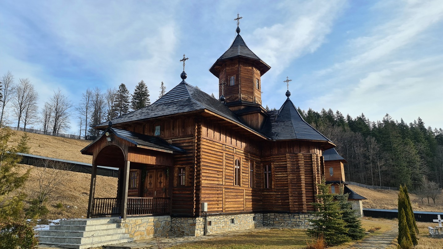 PS Părinte Damaschin, la mănăstirea cu rânduială athonită „Sfântul Daniil Sihastrul”: „Mântuirea nu se obține ușor”