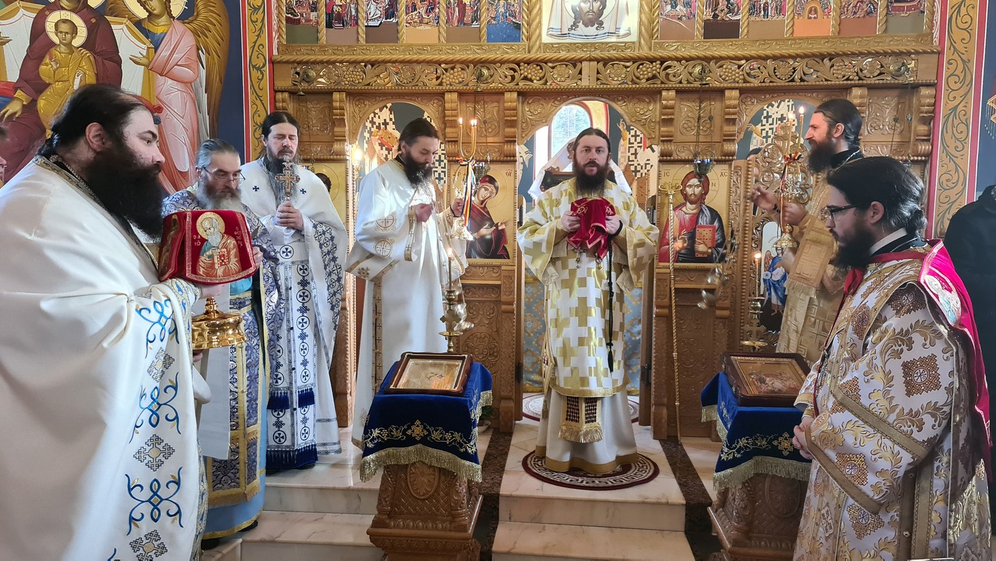 PS Părinte Damaschin, la mănăstirea cu rânduială athonită „Sfântul Daniil Sihastrul”: „Mântuirea nu se obține ușor”