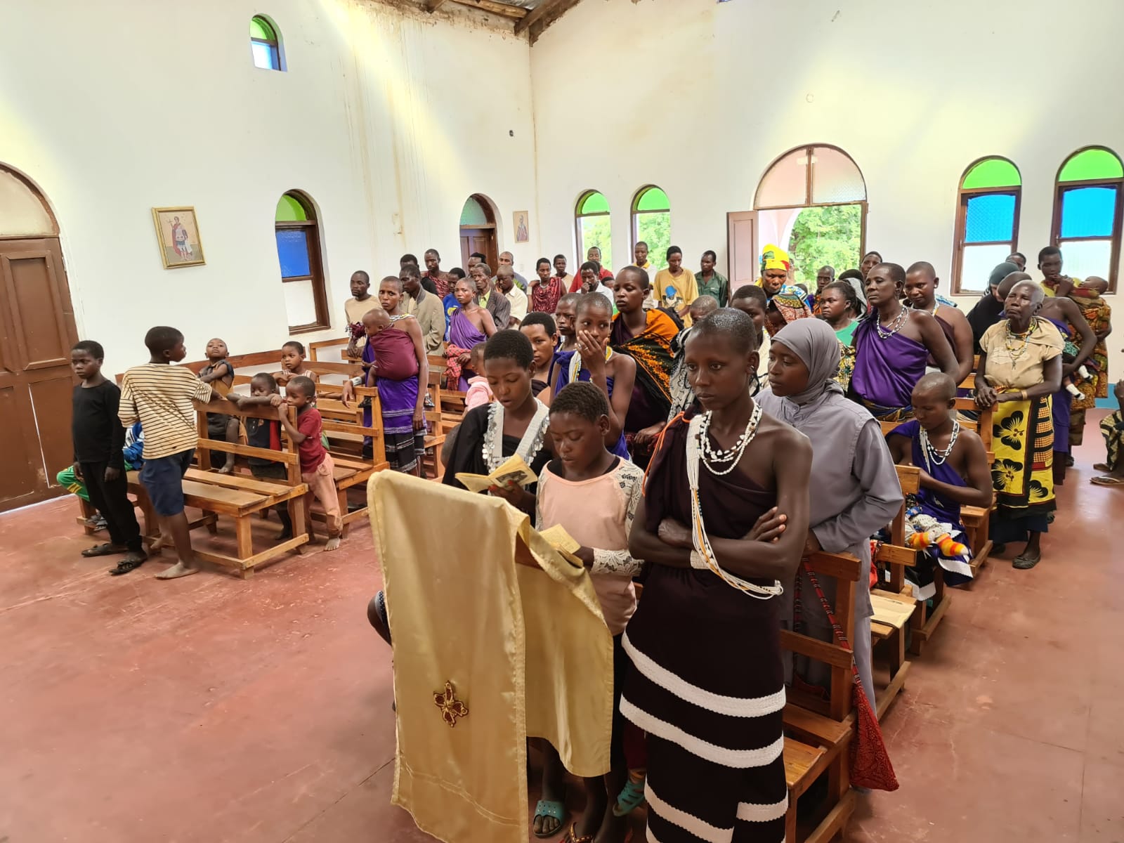 Povestiri din liniștea și din taina massailor