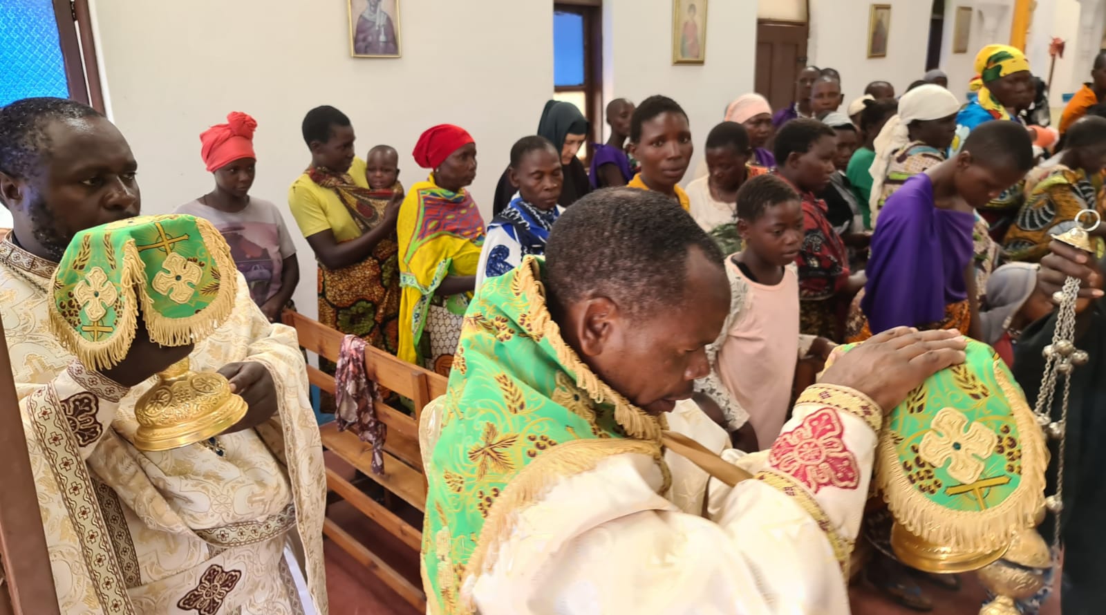 Povestiri din liniștea și din taina massailor