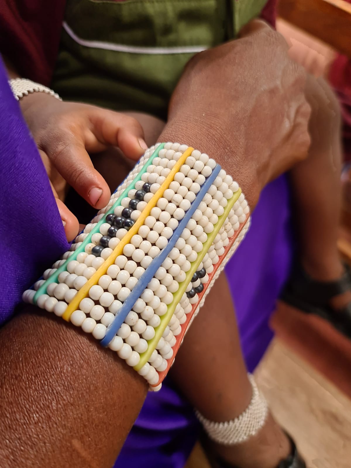 Povestiri din liniștea și din taina massailor