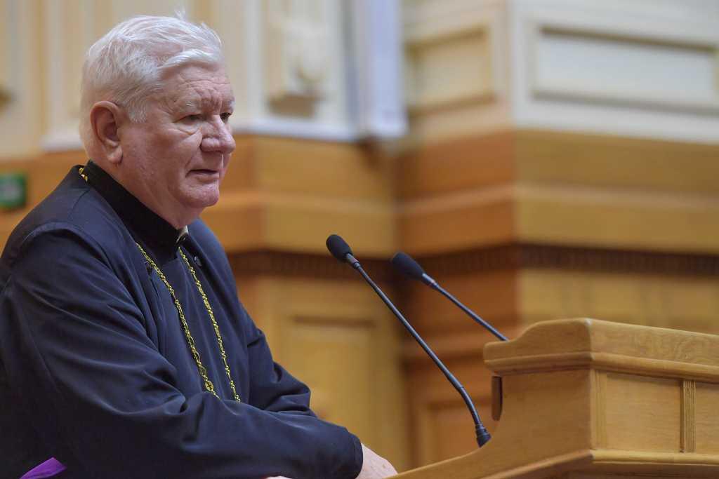 Părintele Mircea Păcurariu – Profesorul cu suflet de copil