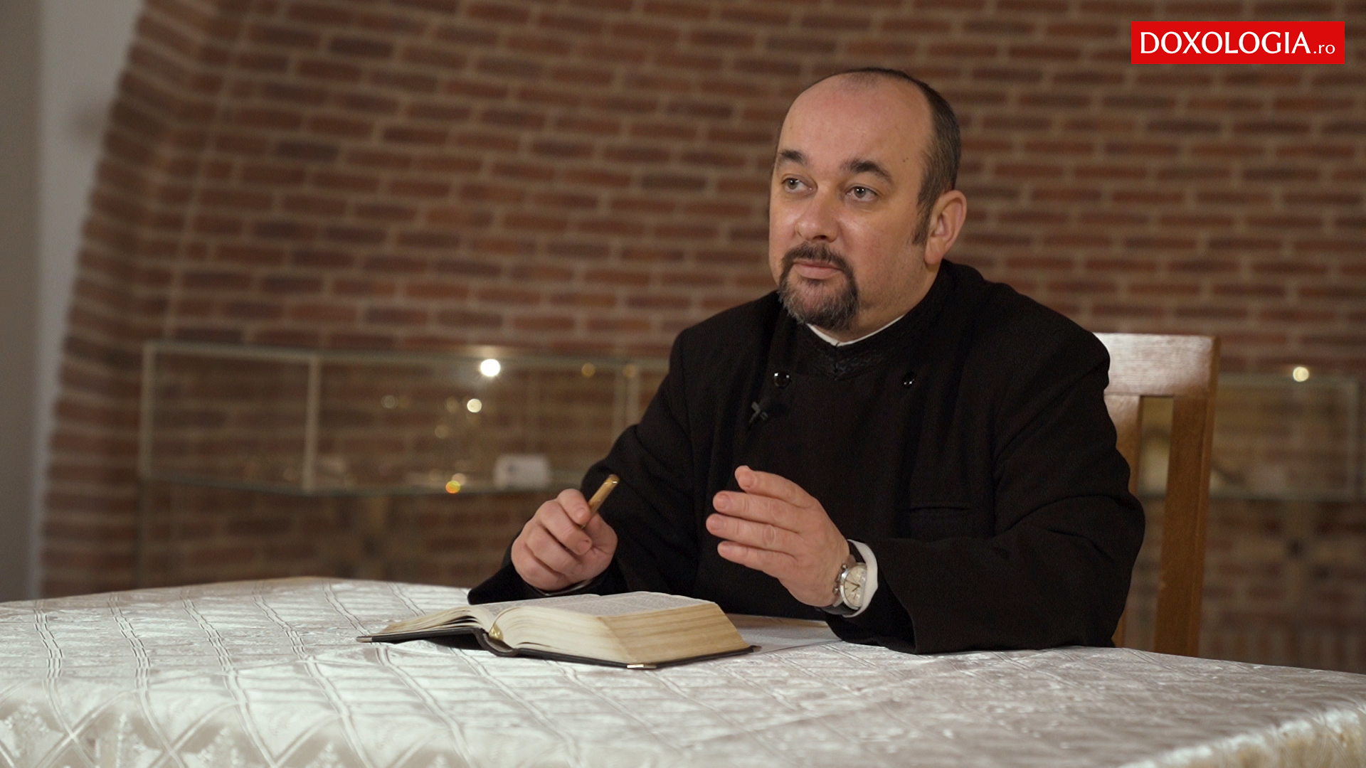 (Video) „Apantao” și întâlnirea lui Hristos cu cei 10 leproși – Explicații la Evanghelia Duminicii a 29-a după Rusalii