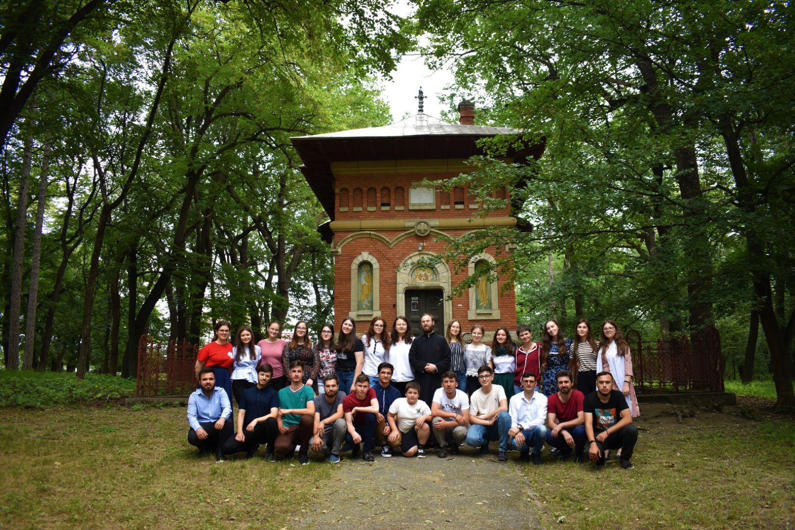 Moment aniversar pentru Biserica „Sfinților Trei Ierarhi” de la Colegiul Pedagogic „Vasile Lupu” din Iași