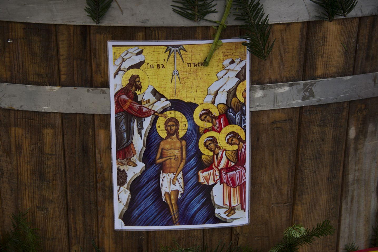 IPS Mitropolit Teofan, la slujba Bobotezei: „Se cuvine a nu ceda, a nu abandona lupta, a nu ne pierde curajul, și, Doamne ferește, a nu deznădăjdui”