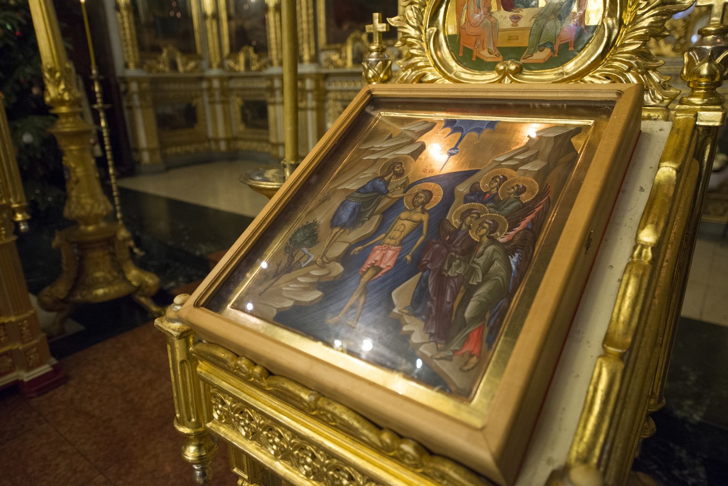 IPS Mitropolit Teofan, la slujba Bobotezei: „Se cuvine a nu ceda, a nu abandona lupta, a nu ne pierde curajul, și, Doamne ferește, a nu deznădăjdui”