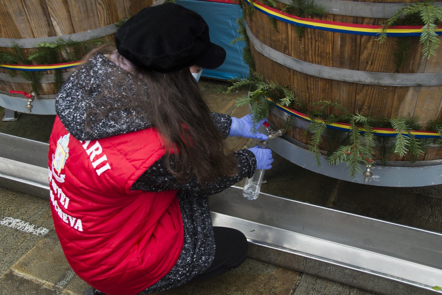 IPS Mitropolit Teofan, la slujba Bobotezei: „Se cuvine a nu ceda, a nu abandona lupta, a nu ne pierde curajul, și, Doamne ferește, a nu deznădăjdui”