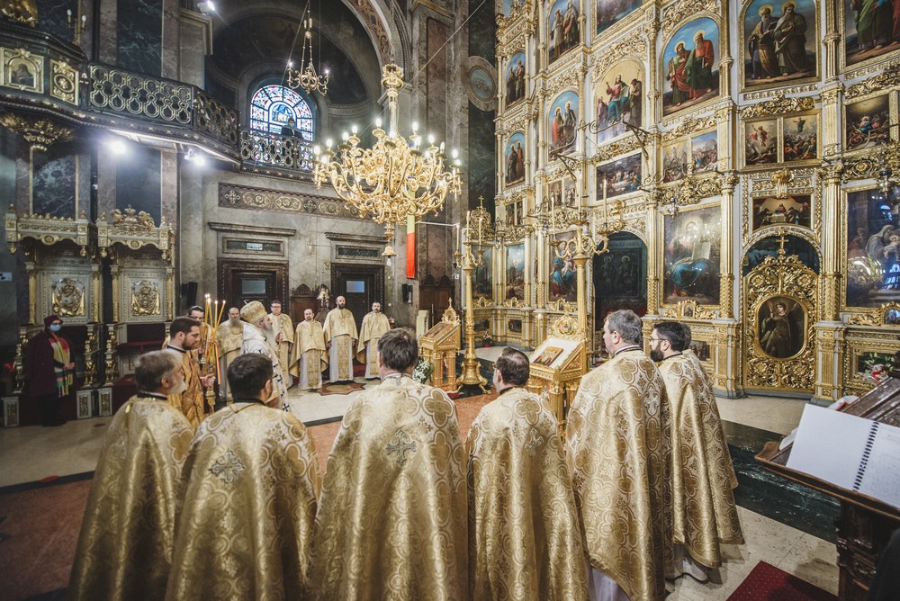 „Treimea de arhierei”, cinstită la Facultatea de Teologie din Iași prin Liturghie arhierească