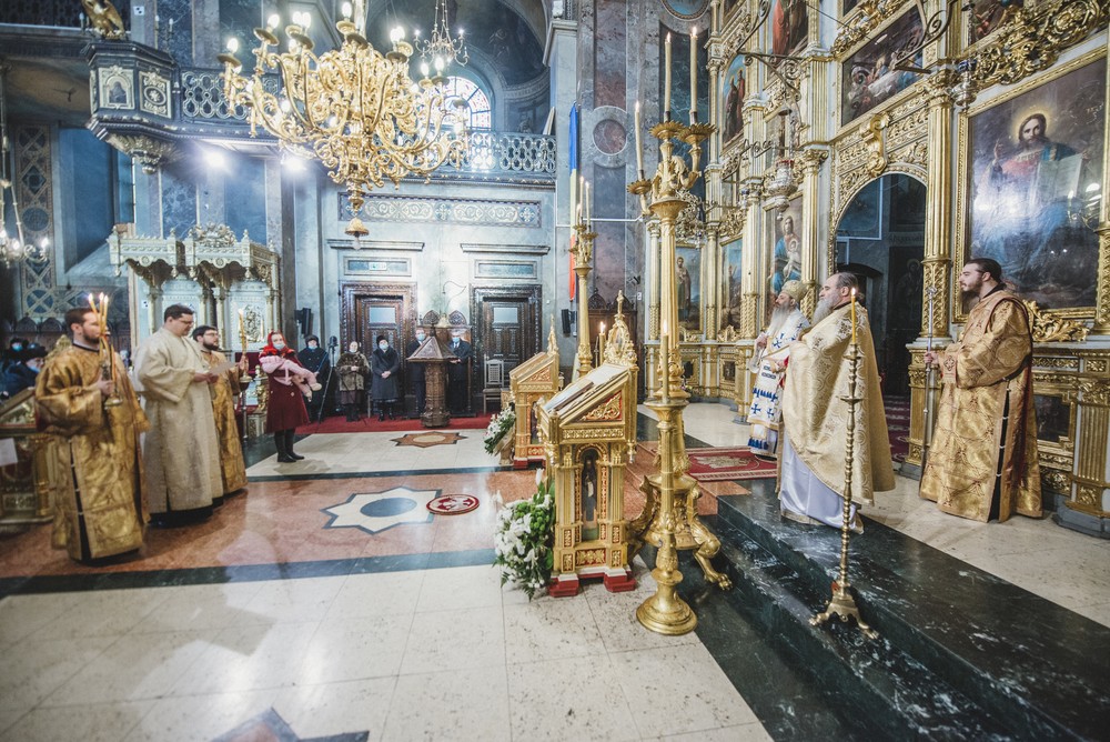 „Treimea de arhierei”, cinstită la Facultatea de Teologie din Iași prin Liturghie arhierească