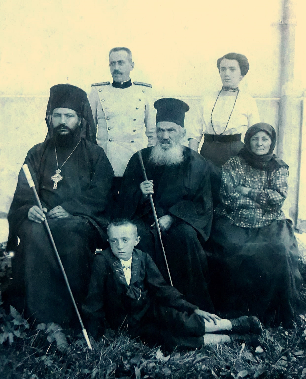 Dreptul  la  neuitare: Arhiereul Ilarion Mircea Băcăuanul