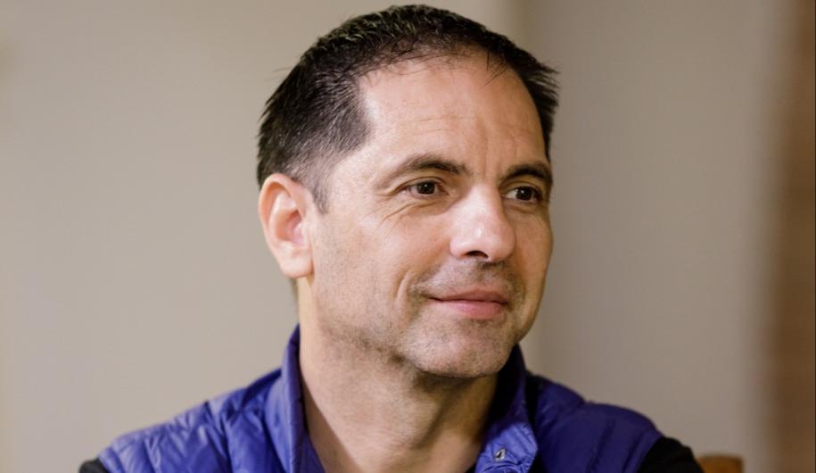 Dan Negru: „Nu cred că a-ți mărturisi credința e un curaj, dimpotrivă, e o normalitate”