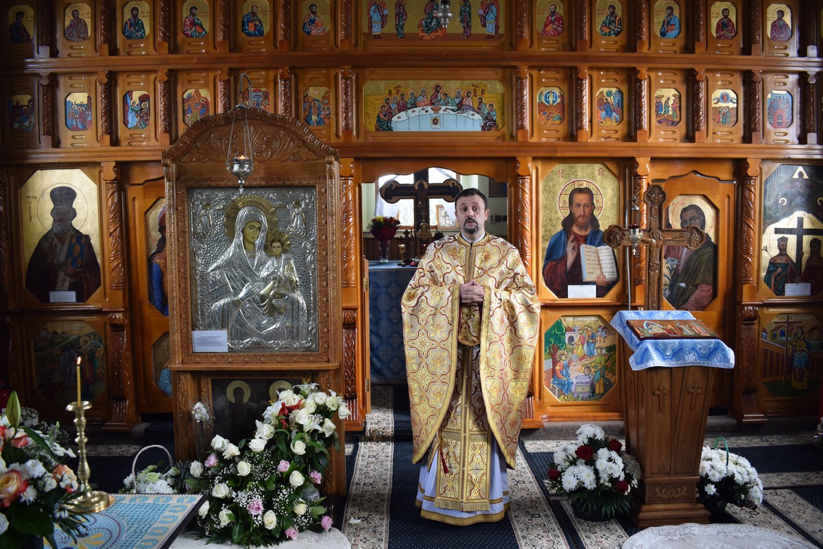 Un nou paroh la Parohia „Sfinții Împărați Constantin și Elena” - Eternitatea din Botoşani