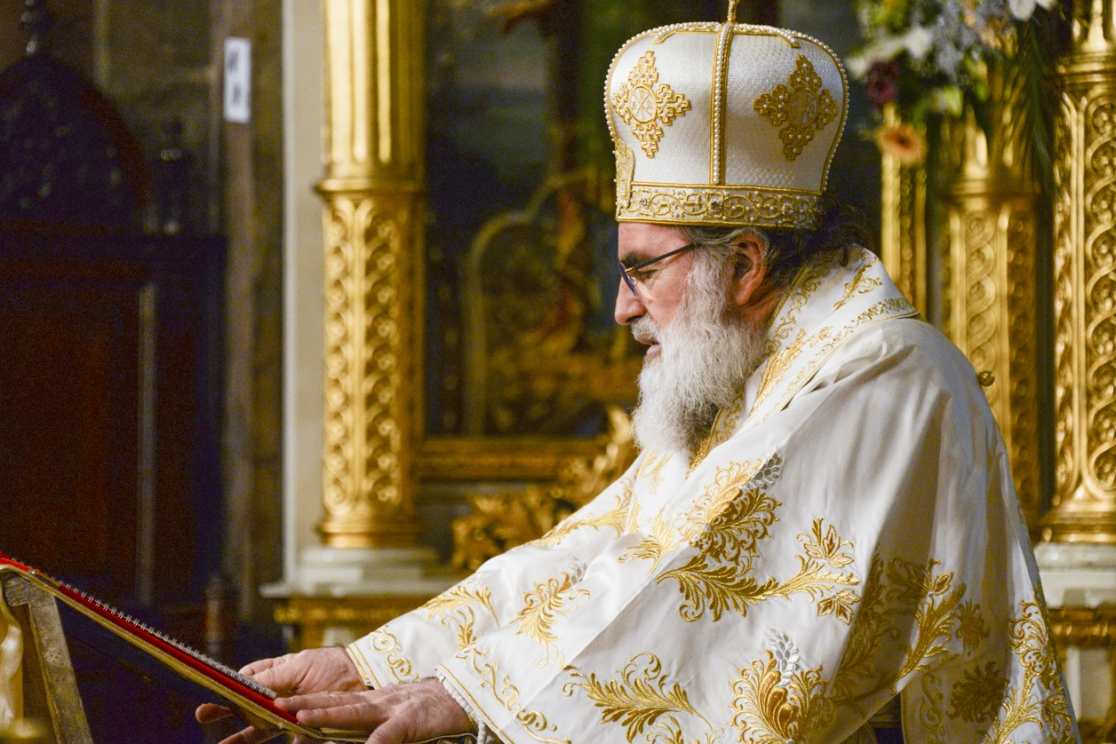 Hramul istoric al Catedralei mitropolitane din Iași, sărbătorit în prezența a șapte arhierei