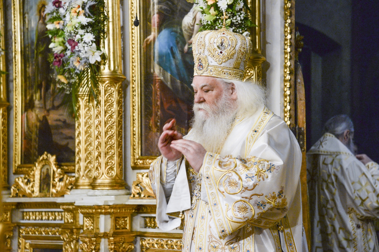 Hramul istoric al Catedralei mitropolitane din Iași, sărbătorit în prezența a șapte arhierei