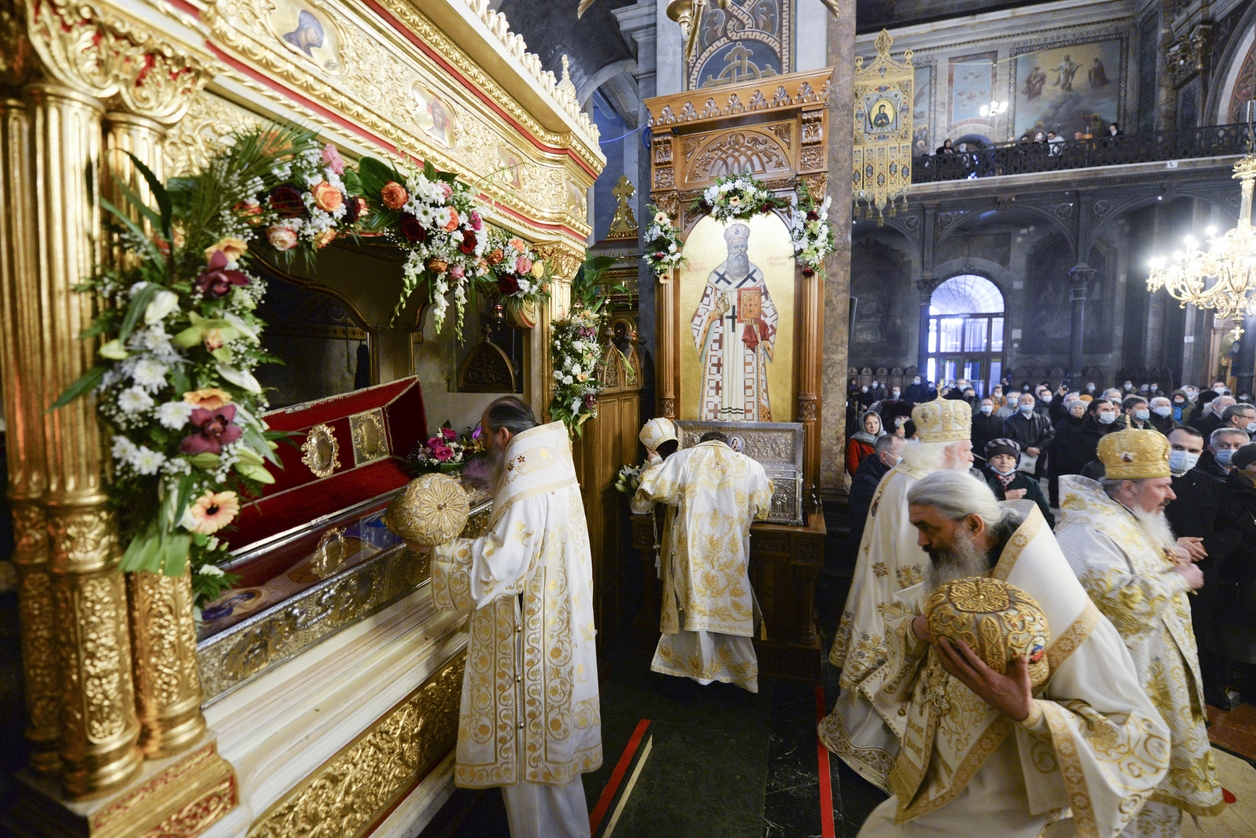 Hramul istoric al Catedralei mitropolitane din Iași, sărbătorit în prezența a șapte arhierei