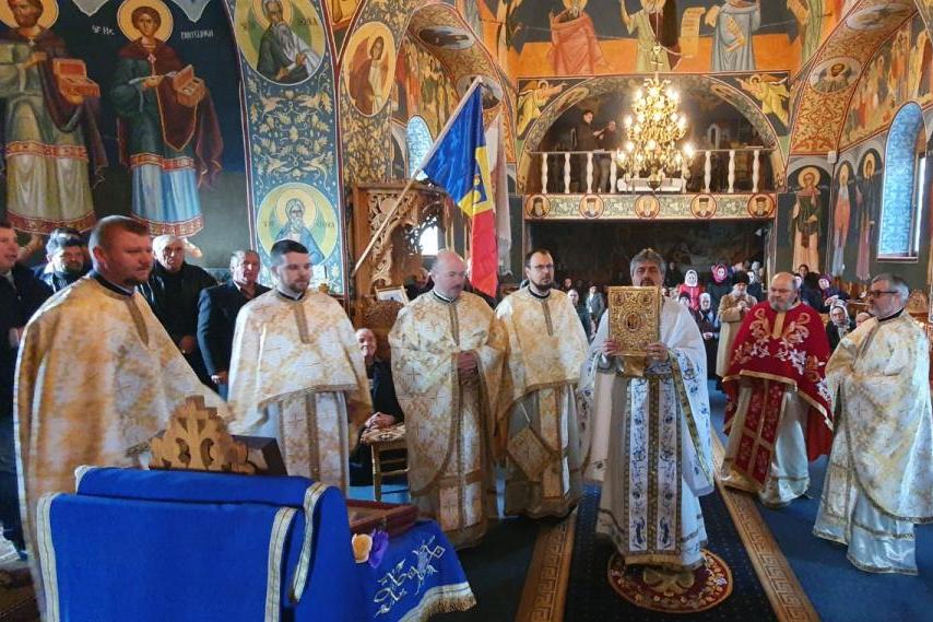Parohia Balcani-Marginea, Protoieria Moinești, are un nou paroh