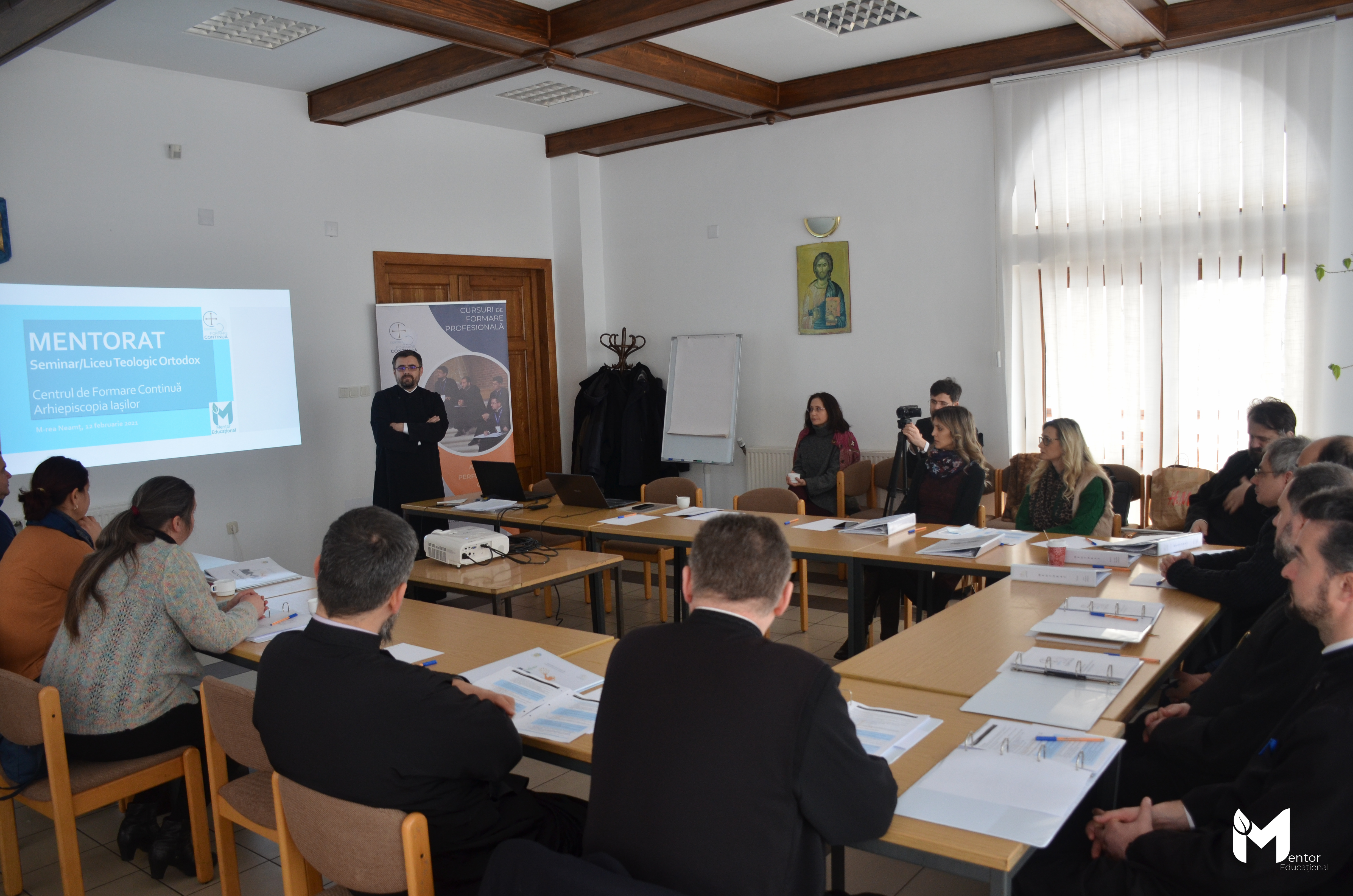 foto: Centrul de Formare Continuă al Arhiepiscopiei Iașilor Program de mentorat în Seminariile Teologice din Arhiepiscopia Iașilor