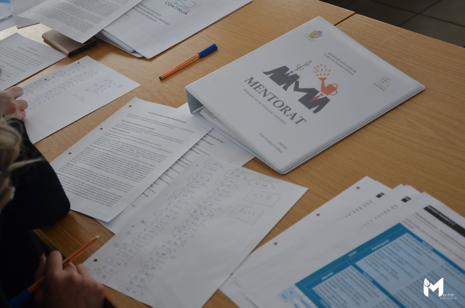 foto: Centrul de Formare Continuă al Arhiepiscopiei Iașilor Program de mentorat în Seminariile Teologice din Arhiepiscopia Iașilor