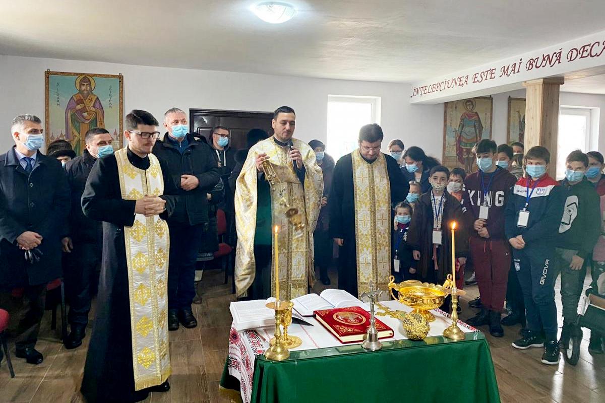 Centrul catehetic din Parohia Lețcana a fost sfințit