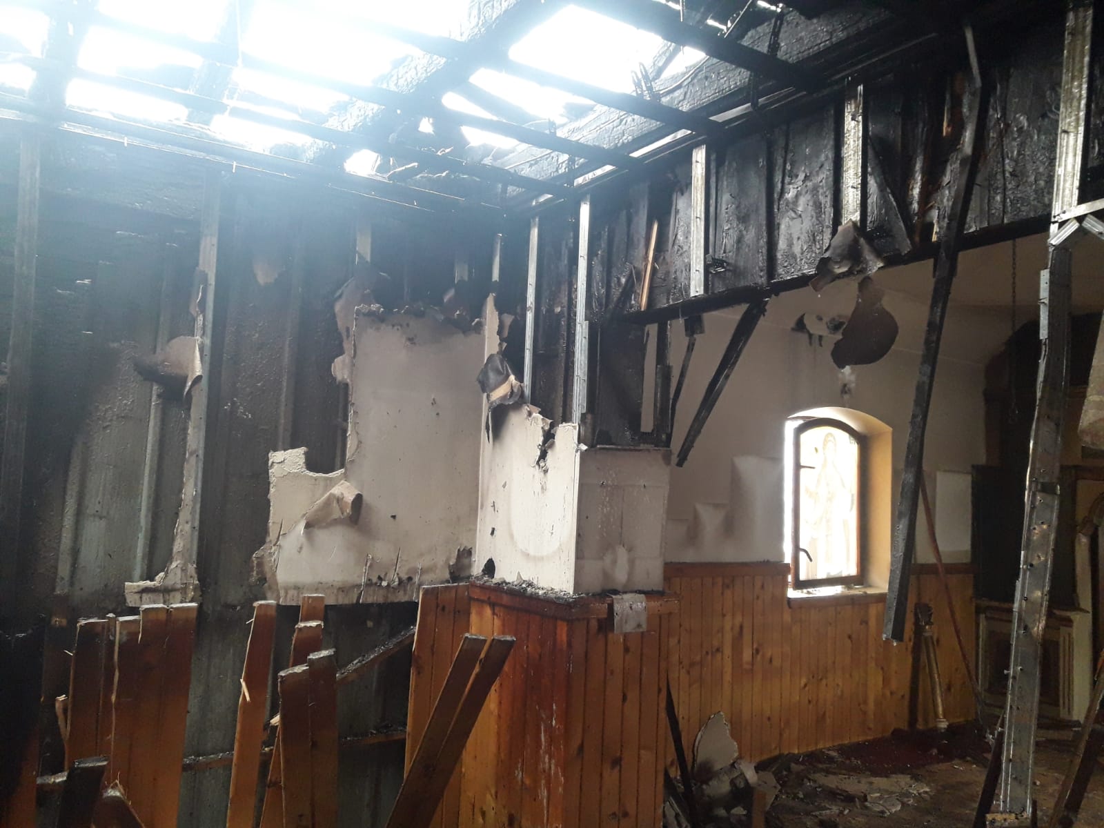 În localitatea Tudor Vladimirescu se va zidi o nouă biserică în locul celei arse