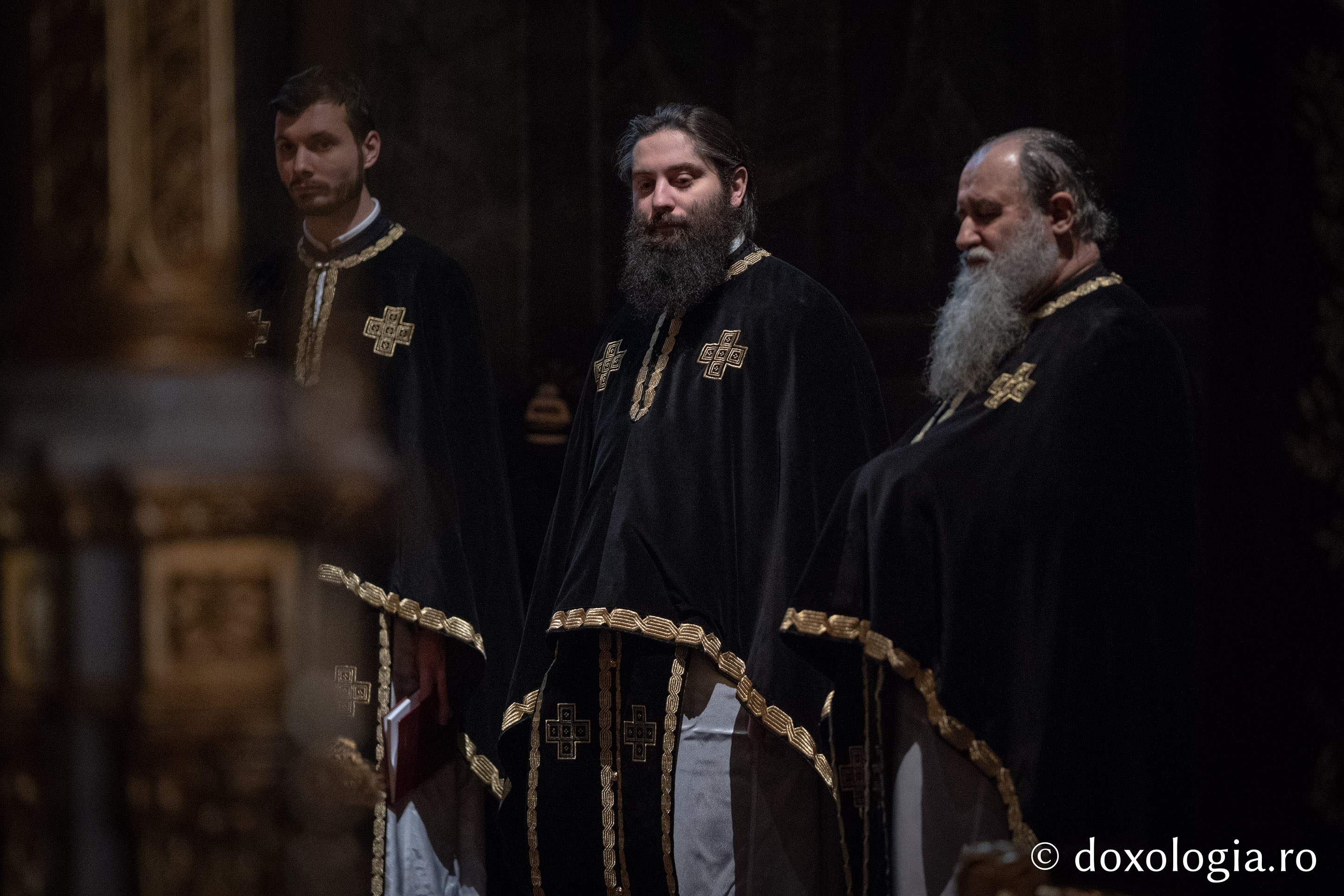 Părintele Mitropolit Teofan a slujit Liturghia Darurilor mai înainte sfințite la Catedrala Mitropolitană