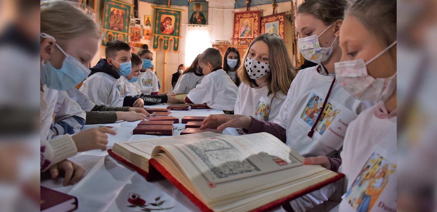 Școala de duminică – liturghia copiilor