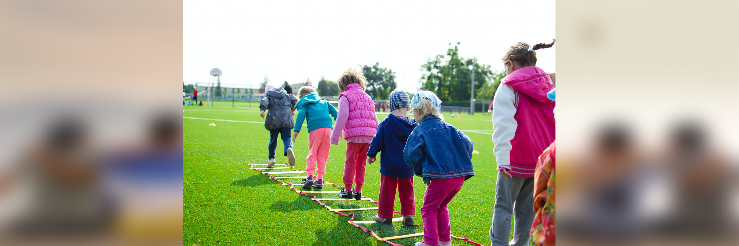 Arhiepiscopia Sucevei și Rădăuților vă invită la un eveniment online dedicat copiilor cu sindrom Down - Însorind Copiii Soarelui