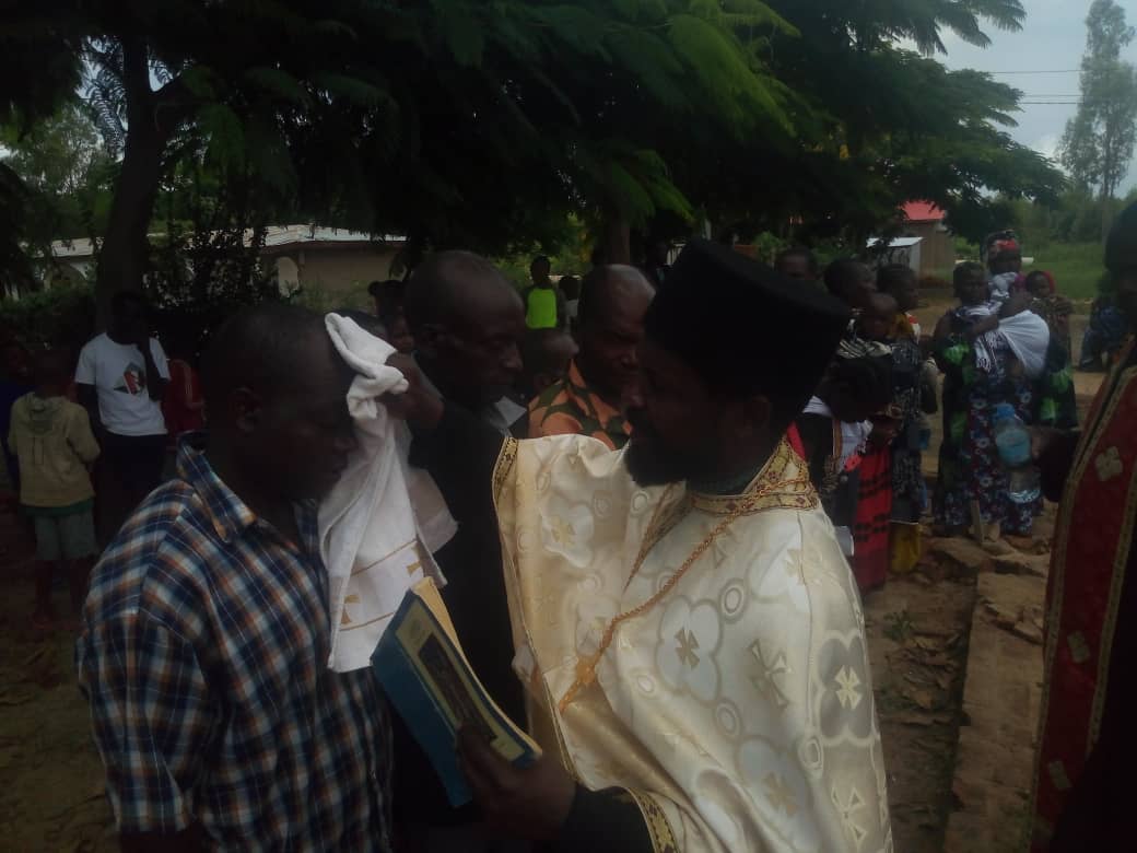 De la moarte la viață – pomenirea morților și 98 de botezuri la Centrul misionar din Kidamali