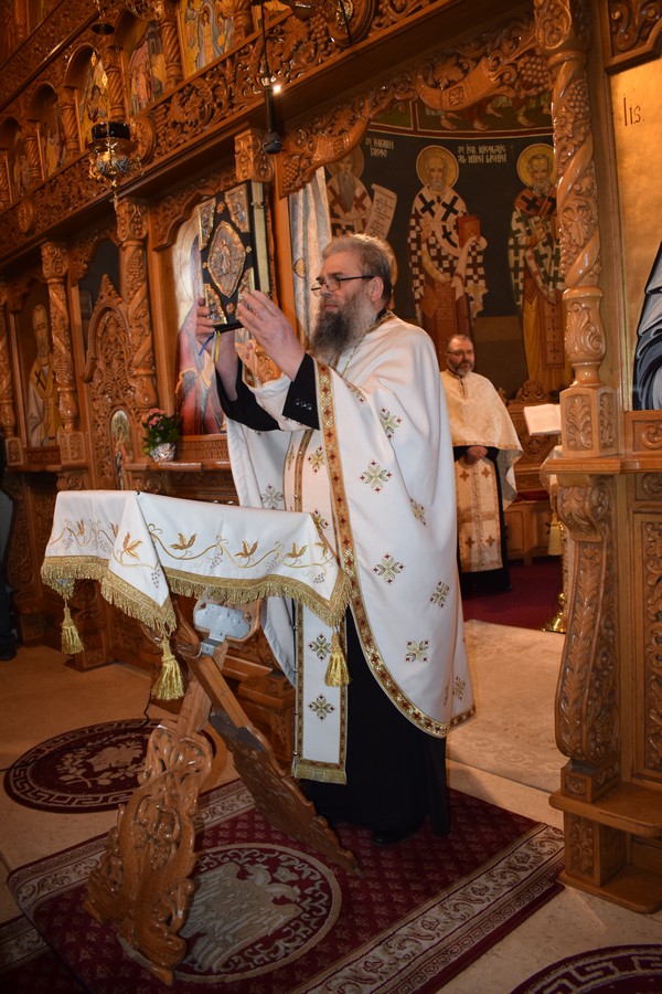 Slujbă misionară în Parohia Cătămărăști Deal Slujbă misionară în Parohia Cătămărăști Deal