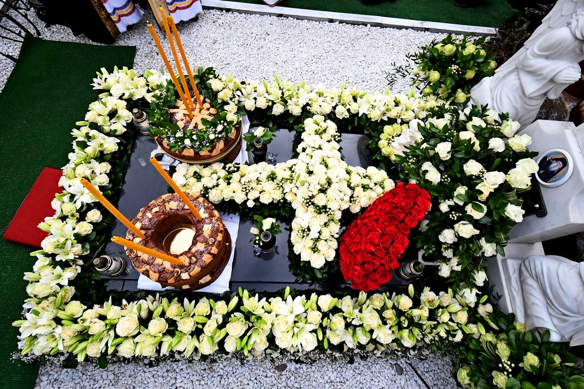 Pomenirea de şapte ani a arhimandritului Zenovie Ghidescu