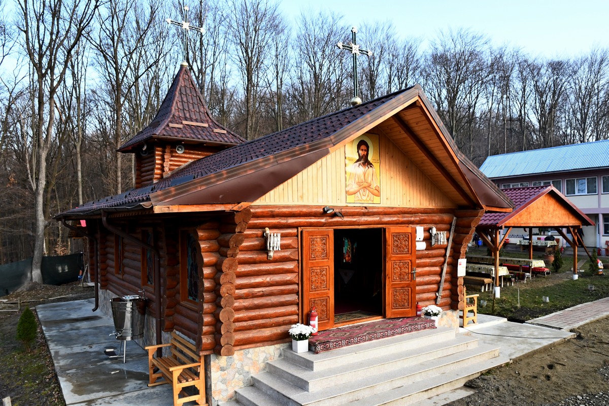 Schitul „Sfântul Cuvios Alexie” şi-a cinstit ocrotitorul