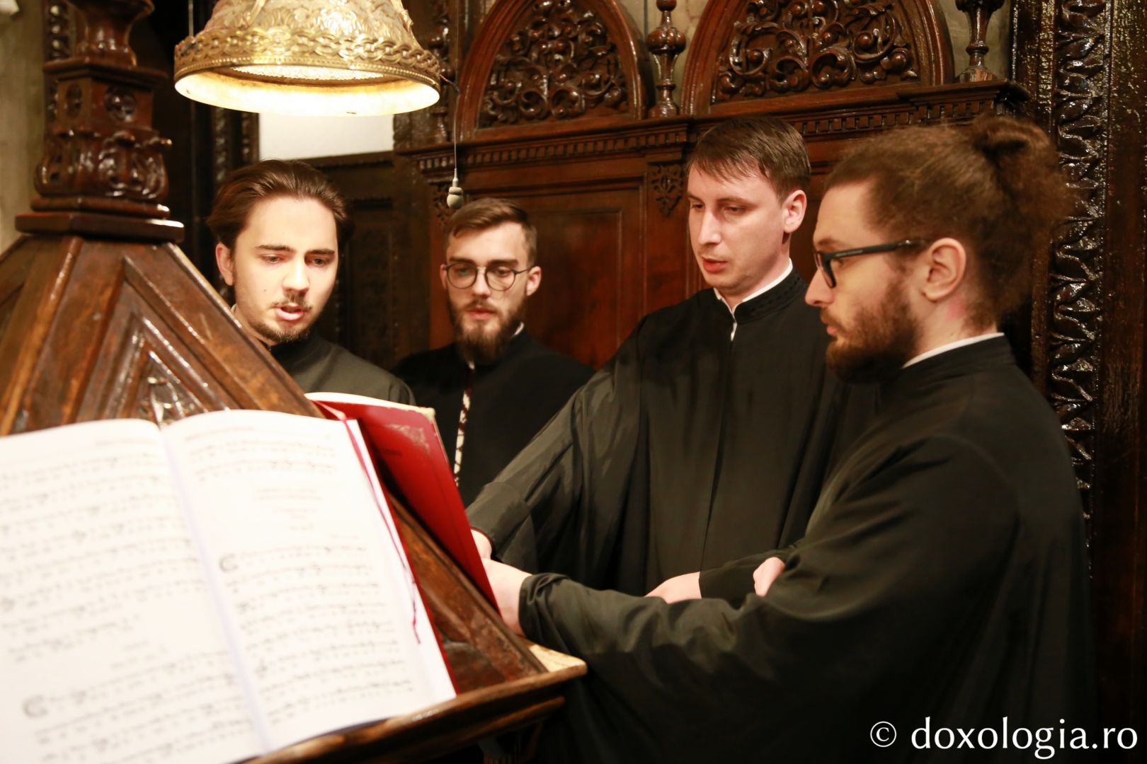 IPS Mitropolit Teofan, în Duminica Ortodoxiei: „Care este chipul unui creștin ortodox adevărat?”