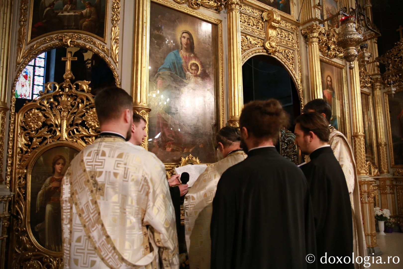 IPS Mitropolit Teofan, în Duminica Ortodoxiei: „Care este chipul unui creștin ortodox adevărat?”