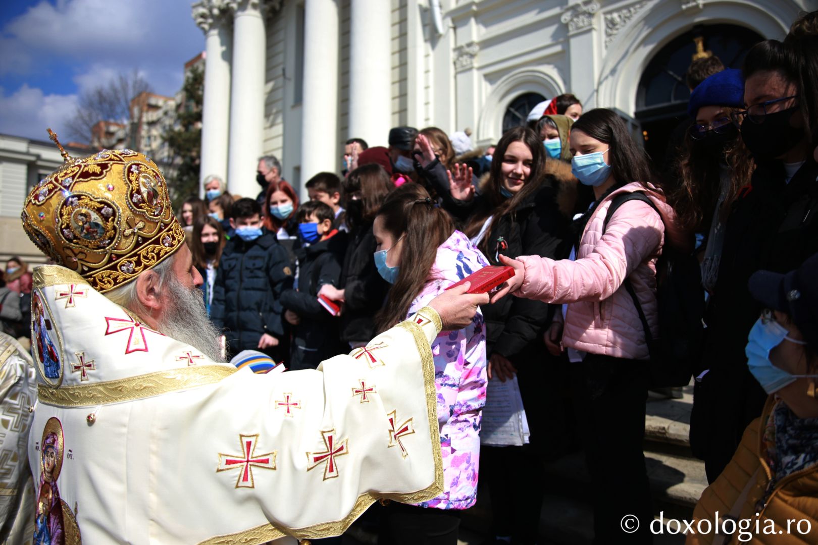 IPS Mitropolit Teofan, în Duminica Ortodoxiei: „Care este chipul unui creștin ortodox adevărat?”