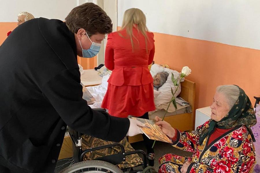 Recunoștință pentru mamele creștine din Protoieria Sascut