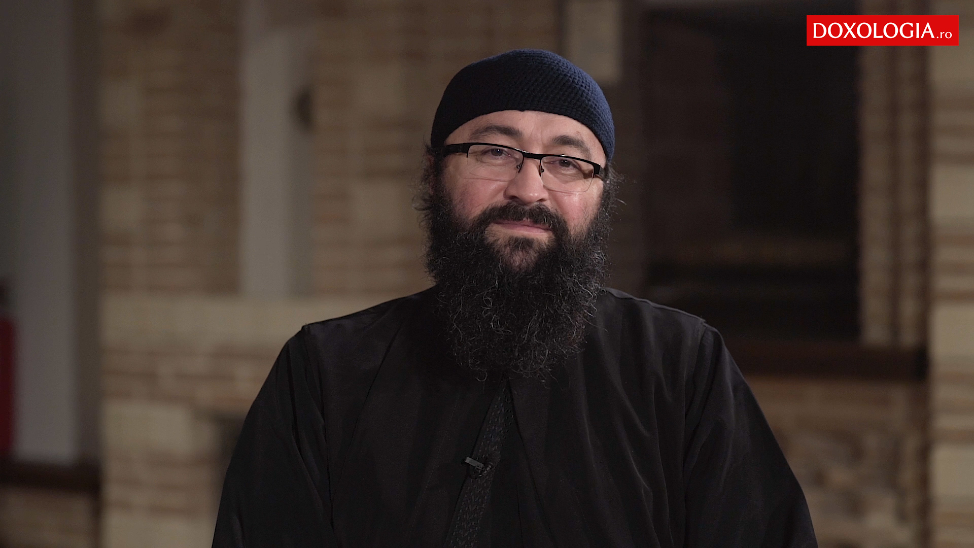 Părintele Visarion Alexa le vorbește tinerilor de la ASCOR Timișoara Părintele Visarion Alexa le vorbește tinerilor de la ASCOR Timișoara