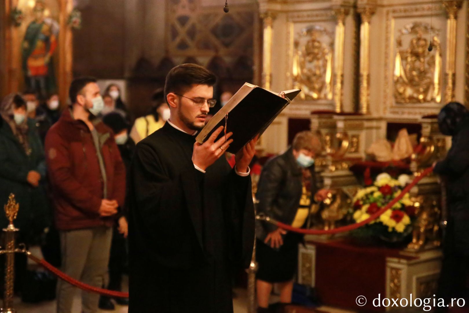 Liturghia Darurilor la Catedrala Mitropolitană. IPS Teofan: „Buna Vestire aduce nădejde într-o lume disperată”