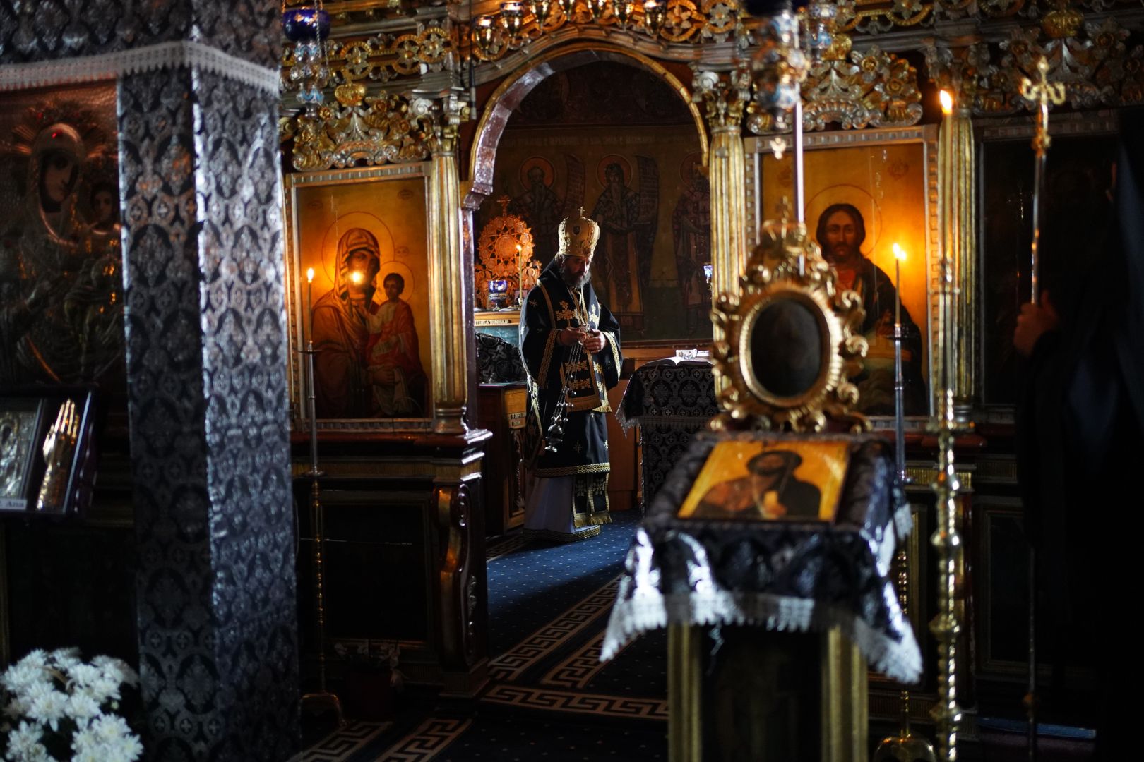 Slujbe arhierești la Mănăstirea Sihla din Neamț. PS Nichifor: „Întâlnirea cu Dumnezeu este esențială pentru noi”