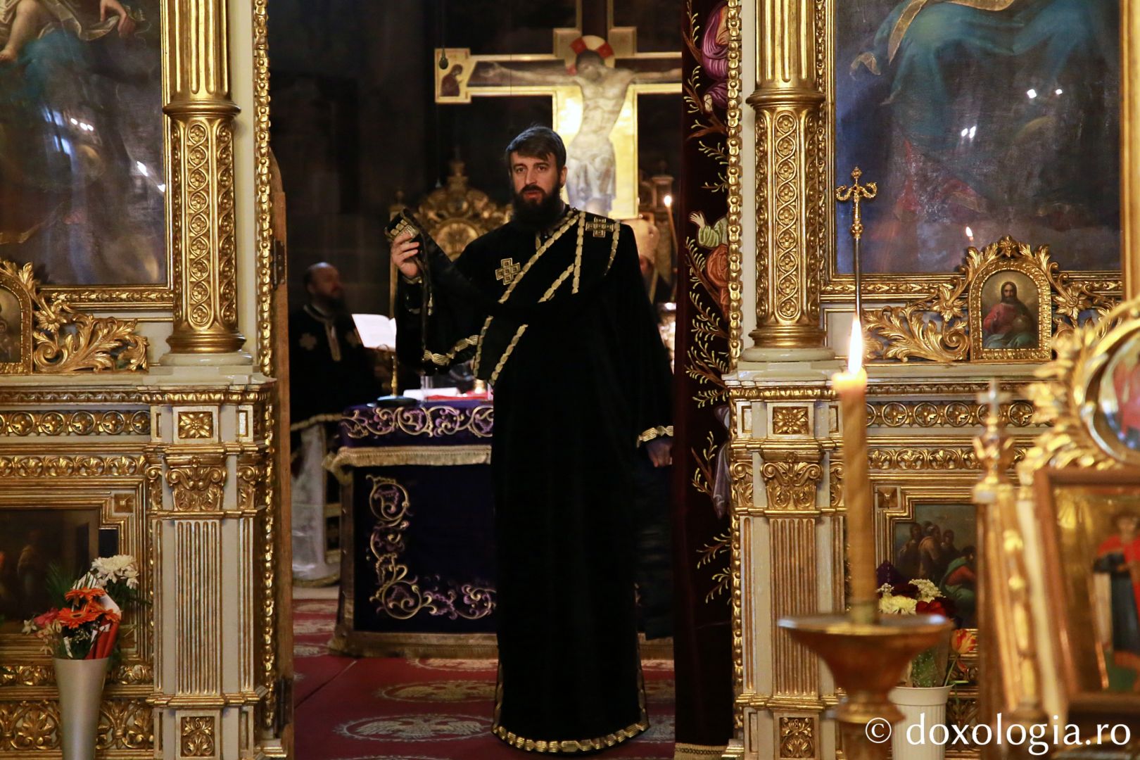 „Să primim dulceața cu care sfinții s-au împărtășit”